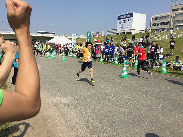 企業対抗駅伝2-2矢野.jpg