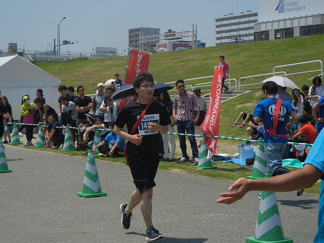 企業対抗駅伝4-5佐藤.jpg