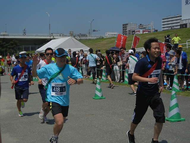 企業対抗駅伝6-1竹山.jpg